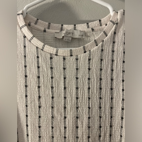 Loft Top - Picture 2 of 3